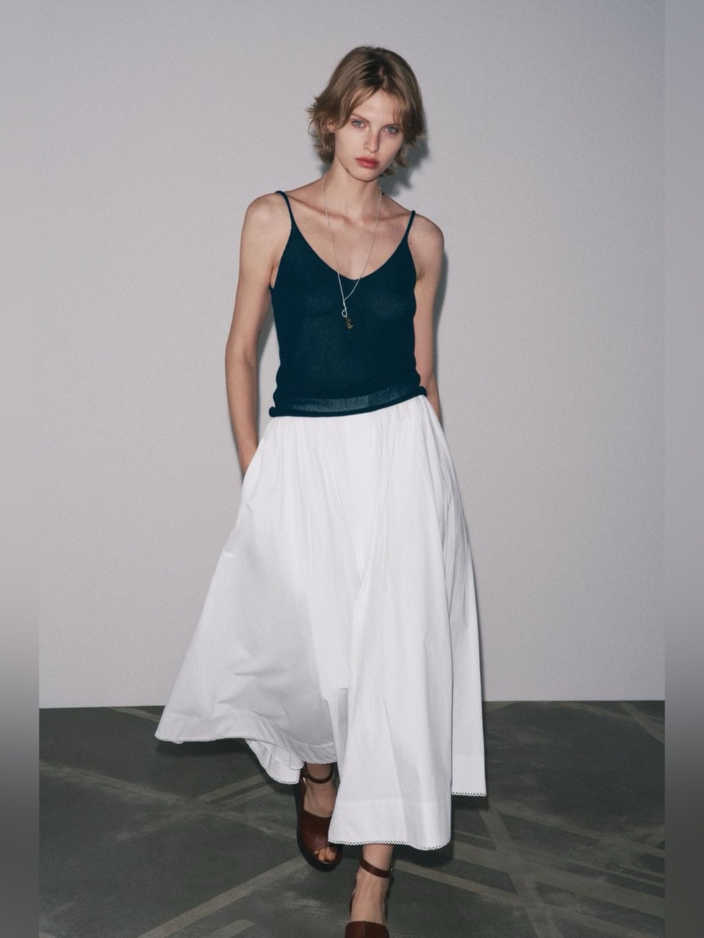 Zara White Cotton Poplin Full A-line Midi Skirt. Button Front. S NWT